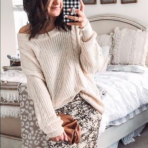 Cream Cable Sweater- oversized fit